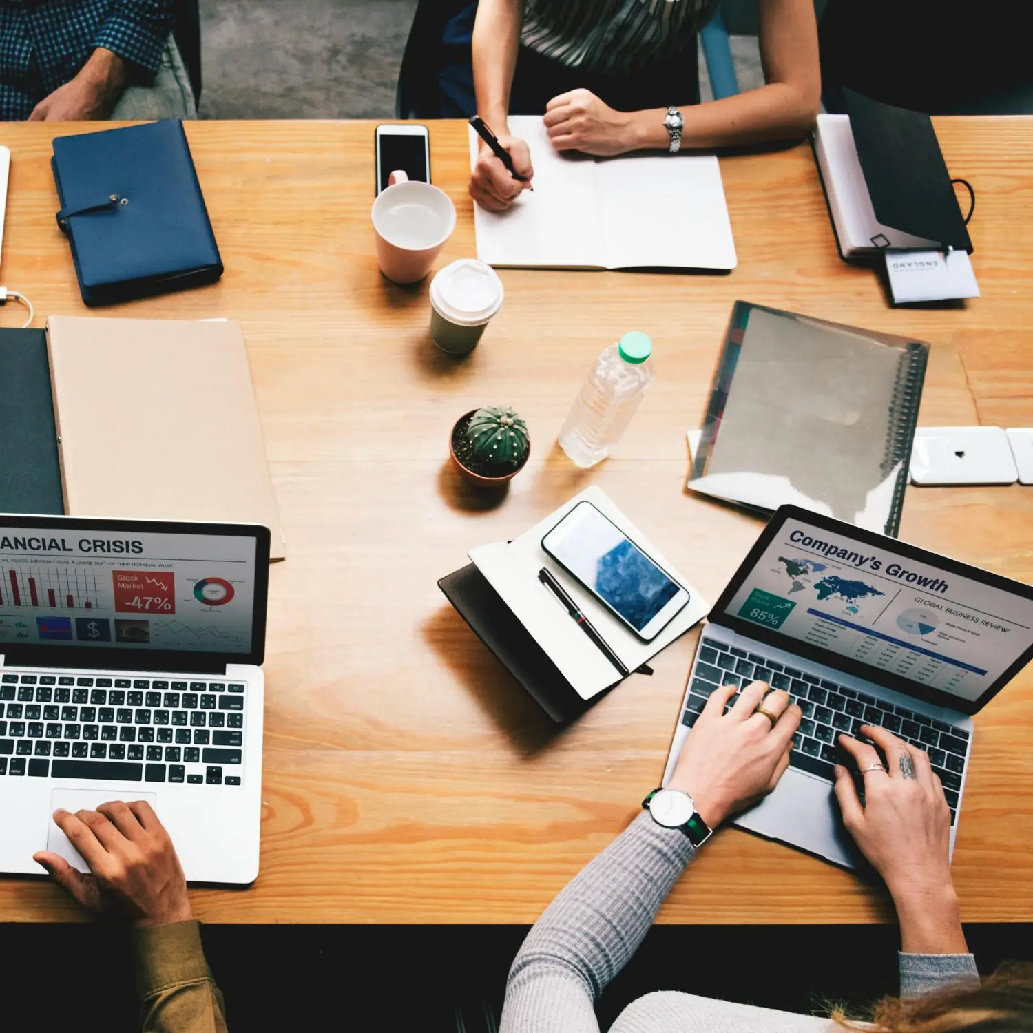 Mesa En Una Agencia Digital